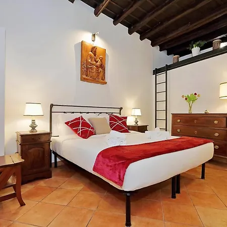 De Renzi Apartment
