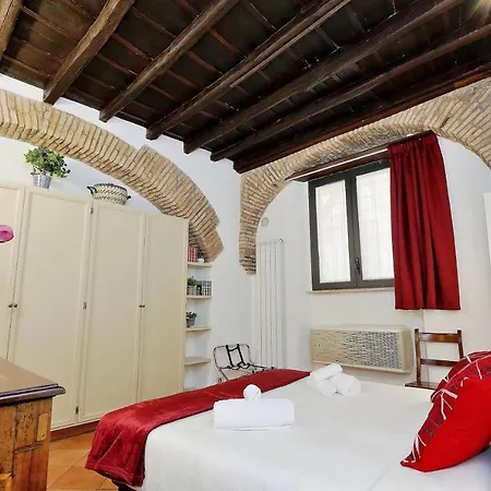 De Renzi Apartment